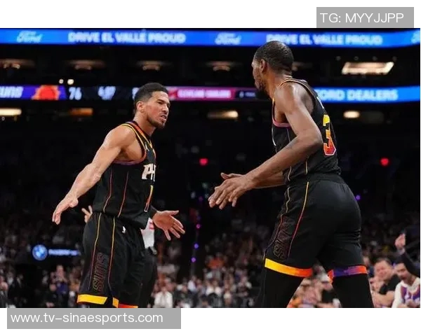 NBA赛况分析雷霆轻取快船火箭战胜鹈鹕勇士遭太阳逆袭湖人挑战爵士艰难